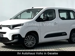 Weiß Gebraucht 2025 Citroën Berlingo Van / Kleinbus | 27.970 € (Teuer)
