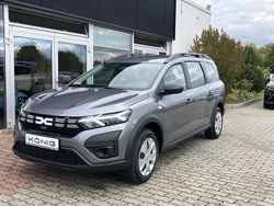 Grau Neu 2025 Dacia Jogger Essentiel Van / Kleinbus | 19.899 € (Superpreis)