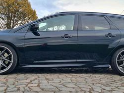 Schwarz Gebraucht 2013 Ford Focus ST Kombi | 10.000 € (Teuer)