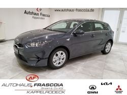 Schwarz Neu 2024 Kia Ceed Vision Limousine | 19.410 € (Guter Preis)