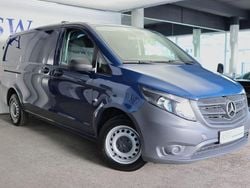 Blau Gebraucht 2020 Mercedes Vito Van / Kleinbus | 13.980 € (Guter Preis)