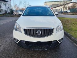 Weiß Gebraucht 2012 Ssangyong (KGM) Korando SUV | 4.800 €
