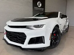Weiß Gebraucht 2019 Chevrolet Camaro ZL1 Coupé | 27.700 € (Fairer Preis)