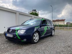 Blau Gebraucht 1999 VW Bora Limousine | 1.000 € (Guter Preis)