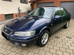Blau Gebraucht 1998 Toyota Camry Limousine | 2.990 € (Etwas zu teuer)