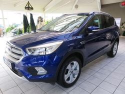 Blau Gebraucht 2018 Ford Kuga Cool & Connect SUV | 11.970 € (Guter Preis)