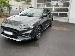 Grau Gebraucht 2019 Ford Focus Active Limousine | 13.900 € (Fairer Preis)
