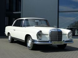 Weiß Gebraucht 1965 Mercedes W111 SE Coupé | 38.500 €