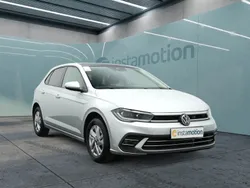 Silber Gebraucht 2024 VW Polo IQ Drive Limousine | 24.399 € (Fairer Preis)