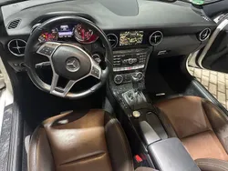 Weiß Gebraucht 2013 Mercedes SLK250 Cabrio | 26.300 €