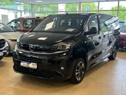 Schwarz Gebraucht 2024 Opel Zafira Life Van | 36.900 € (Superpreis)