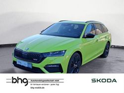 Grün Gebraucht 2024 Skoda Octavia RS Kombi | 35.430 € (Fairer Preis)
