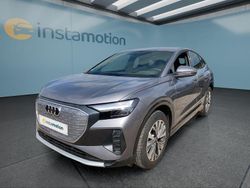 Grau Gebraucht 2022 Audi Q4 Sportback e-tron SUV | 30.599 €