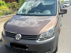 Braun Gebraucht 2012 VW Caddy Trendline Van / Kleinbus | 7.400 € (Fairer Preis)
