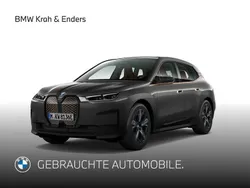 Grau Gebraucht 2022 BMW iX SUV | 46.820 €
