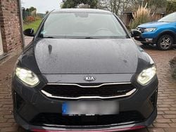 Grau Gebraucht 2020 Kia Ceed GT Limousine | 20.000 € (Fairer Preis)