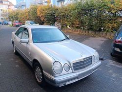 Silber Gebraucht 1997 Mercedes 200 Limousine | 1.699 € (Superpreis)