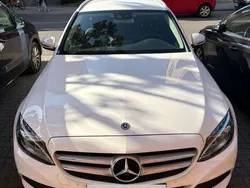 Weiß Gebraucht 2018 Mercedes C180 Avantgarde Kombi | 18.490 € (Fairer Preis)
