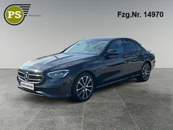 Schwarz Gebraucht 2022 Mercedes E220 Avantgarde Limousine | 32.980 € (Fairer Preis)