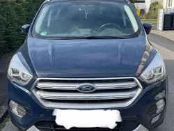 Blau Gebraucht 2019 Ford Kuga Cool & Connect SUV | 12.250 € (Guter Preis)