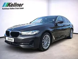 Grau Gebraucht 2023 BMW 530 Sport Line Limousine | 48.949 € (Fairer Preis)