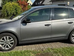 Grau Gebraucht 2011 VW Golf VI Style Limousine | 5.700 € (Fairer Preis)