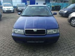 Blau Gebraucht 1998 Skoda Octavia Limousine | 1.890 € (Fairer Preis)