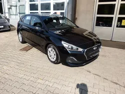 Schwarz Gebraucht 2020 Hyundai i30 Comfort Limousine | 14.490 € (Guter Preis)