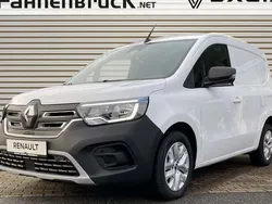 Mineralweiß uni Gebraucht 2022 Renault Kangoo Komfort Van / Kleinbus | 22.960 € (Guter Preis)