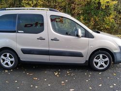 Beige Gebraucht 2010 Citroën Berlingo XTR Van / Kleinbus | 3.900 € (Teuer)