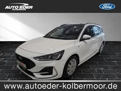 Frostweiß (weiß) Gebraucht 2023 Ford Focus ST-Line X Kombi | 24.790 € (Fairer Preis)