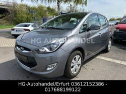 Grau Gebraucht 2014 Hyundai ix20 Van / Kleinbus | 6.500 € (Guter Preis)