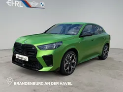 Grün Gebraucht 2024 BMW X2 Luxury Line SUV | 58.690 €