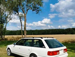 Weiß Gebraucht 1994 Audi 100 Kombi | 10.800 €