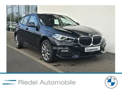 Schwarz Gebraucht 2024 BMW 120 Kleinwagen | 27.280 € (Guter Preis)