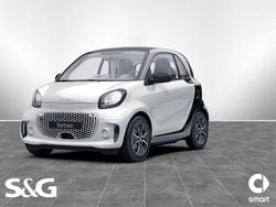 Weiß Gebraucht 2022 Smart ForTwo Electric Drive | 10.890 € (Guter Preis)