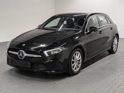 Schwarz (nachtschwarzmet.) Gebraucht 2020 Mercedes A180 Limousine | 21.400 € (Fairer Preis)