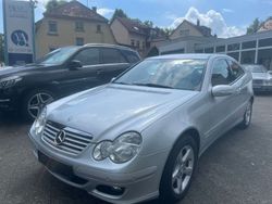 Iridiumsilber metalliclack Gebraucht 2006 Mercedes C220 Coupé | 7.900 €