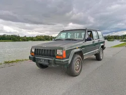 Grün Gebraucht 1996 Jeep Cherokee SUV | 3.990 €