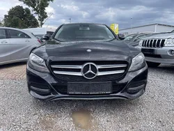 Obsidianschwarz Gebraucht 2015 Mercedes C220 Limousine | 11.800 € (Superpreis)