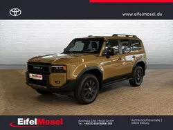 Braun Gebraucht 2024 Toyota Land Cruiser Executive SUV | 79.990 € (Etwas zu teuer)
