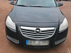 Schwarz Gebraucht 2010 Opel Insignia Kombi | 4.300 € (Etwas zu teuer)