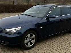 Blau Gebraucht 2010 BMW 520 Limousine | 5.490 € (Fairer Preis)