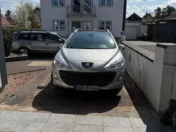 Silber Gebraucht 2010 Peugeot 308 Kombi | 2.100 € (Etwas zu teuer)
