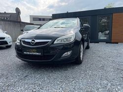 Schwarz Gebraucht 2012 Opel Astra Kombi | 4.999 € (Fairer Preis)
