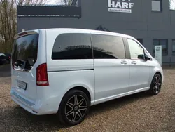 Weiß Gebraucht 2022 Mercedes V300 AMG Van / Kleinbus | 54.900 € (Superpreis)