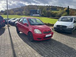 Rot Gebraucht 2005 Toyota Yaris Sol Kleinwagen | 2.290 € (Fairer Preis)