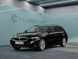 Schwarz Gebraucht 2023 BMW 320 Kombi | 34.699 € (Fairer Preis)