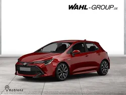 Rot Gebraucht 2018 Toyota Auris Team Limousine | 14.990 € (Guter Preis)