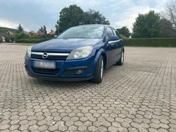 Blau Gebraucht 2005 Opel Astra Limousine | 2.200 € (Fairer Preis)